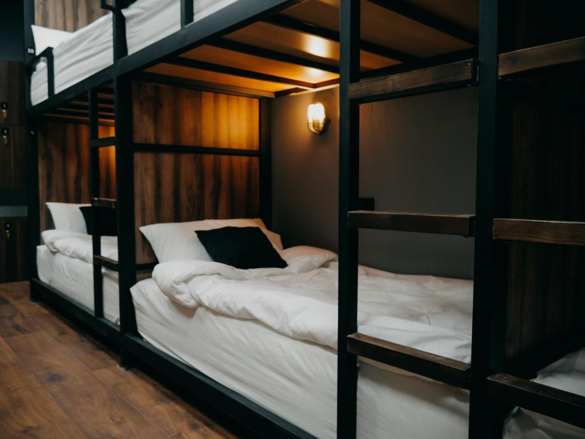 The Maze Hostel Tiranë Ngoại thất bức ảnh